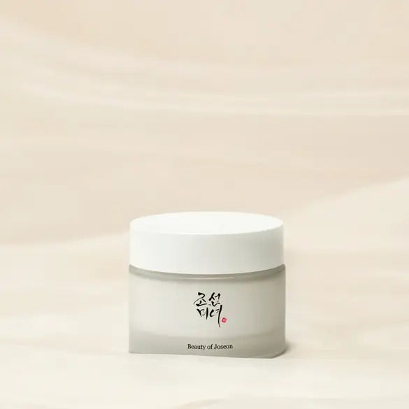 Beauty of Joseon Dynasty Cream – nourishing &amp; hydrating face cream with rice extract &amp; ginseng for a smooth, radiant complexion.